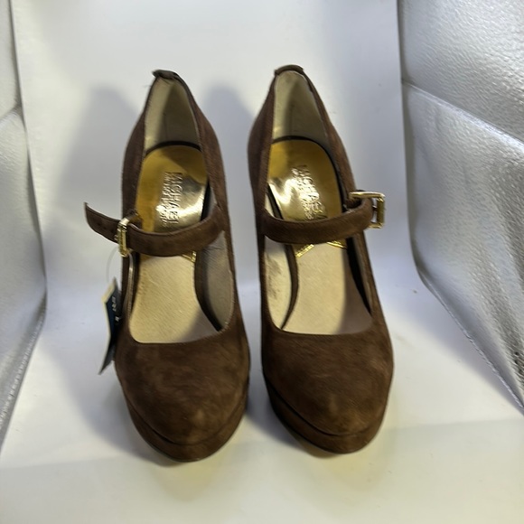 Michael Kors NWT women’s suede heels size 7 in excellent condition - Picture 1 of 6